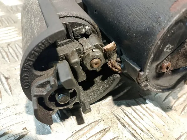 Démarreur OEM 1005821966 pour Audi A6 C5 3.0 B image 6