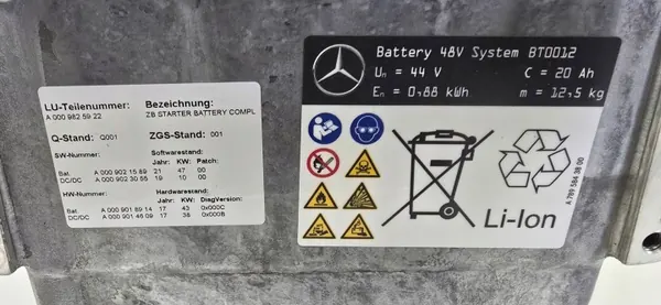 Batterie Mercedes-Benz A0009825922 20Ah Occasion image 4