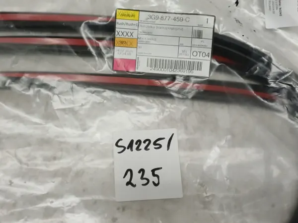 VW Passat B8 Panorama-tiiviste OEM 3G9877459C - Käytetty image 3