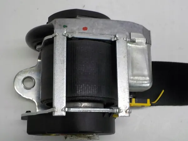 VW Golf VI Sicherheitsgurt rechts OEM 1K4857706AJ image 6