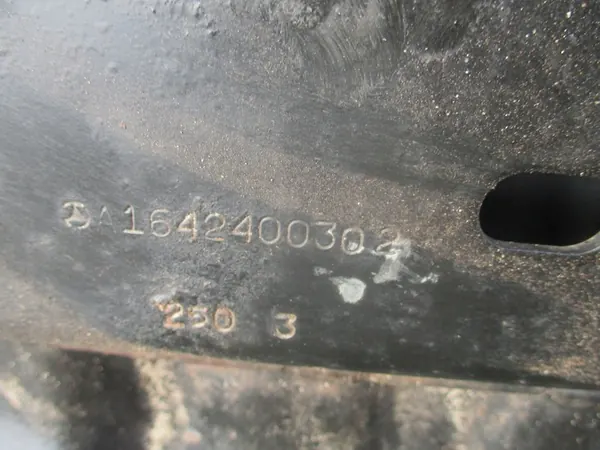 Mercedes-Benz OE A1642400302 Suporte de transmissão automática image 2