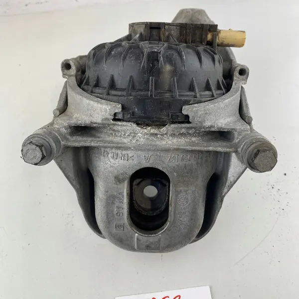 Engine Mount Audi A4 A5 A6 C8 A7 Q5 40 TDI 2.0 image 2