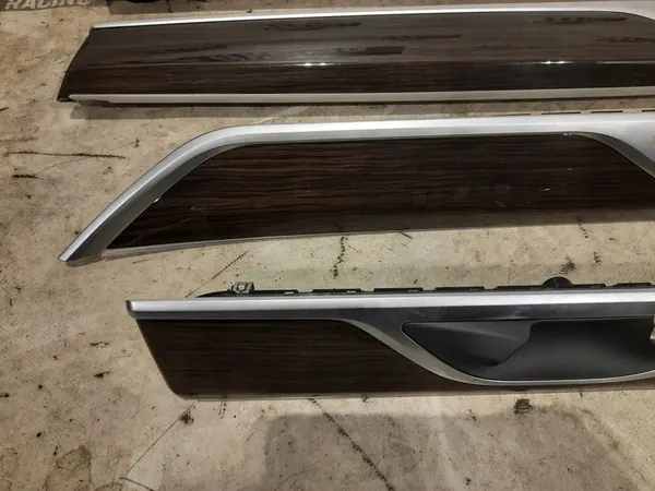 BMW 7 G11 Acabamento Decorativo de Porta Fineline LED image 4