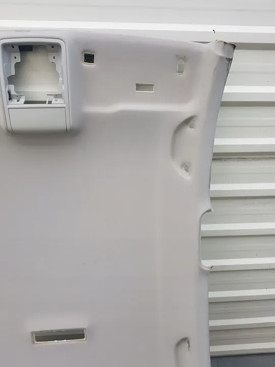 Clip de Plafonnier VW Jetta VI OEM 5C6867506F image 4