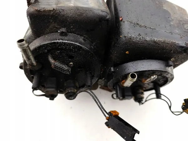 Filtro de combustível Rolls-Royce Silver Spur 1987 OEM UR27720 image 7