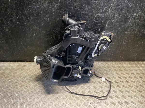 Tesla blästerhus OEM 1494714-00-H för Model 3 image 2