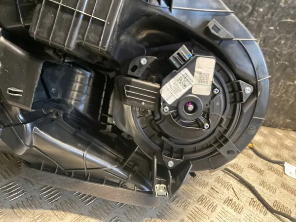 Tesla blästerhus OEM 1494714-00-H för Model 3 image 5