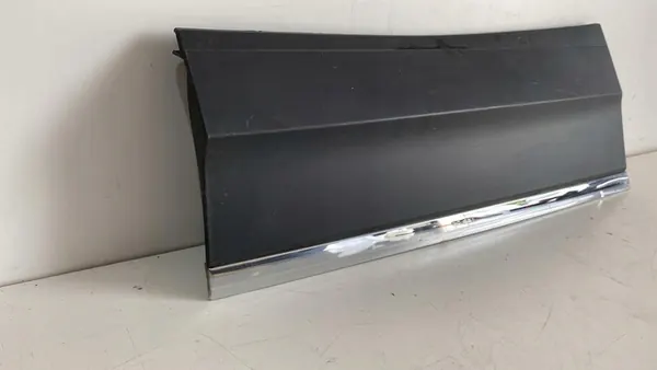 Rear Right Door Trim VW Tiguan II 5NA854950N image 2