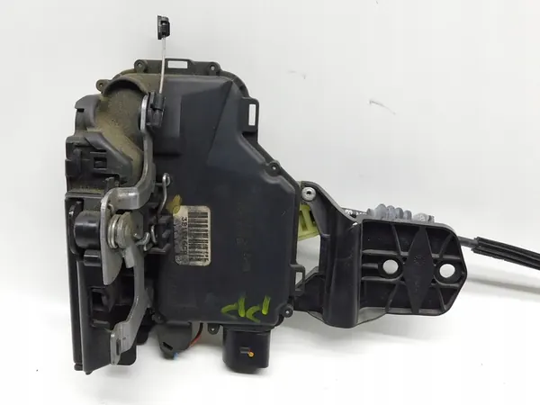 Volkswagen Türschloss Rechts OE 3B1837016CA image 4