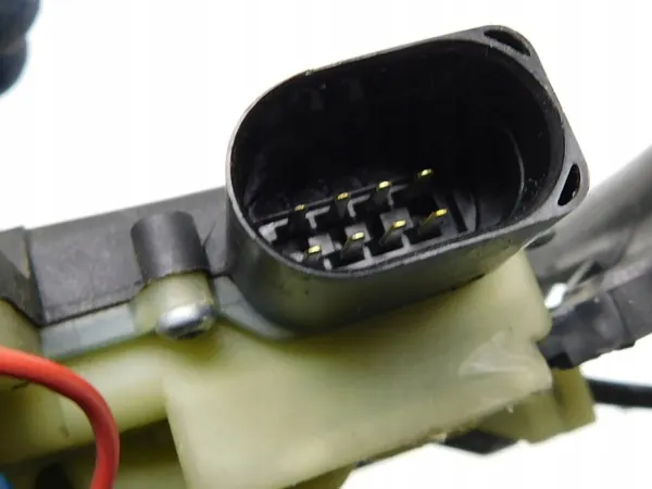 Volkswagen Türschloss Rechts OE 3B1837016CA image 5