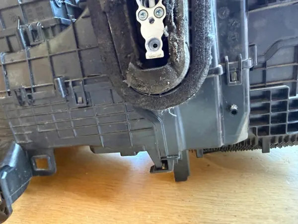 Toyota OE Verwarmingsventilator OEM 87010-0KF00 - Beschadigde Behuizing image 5