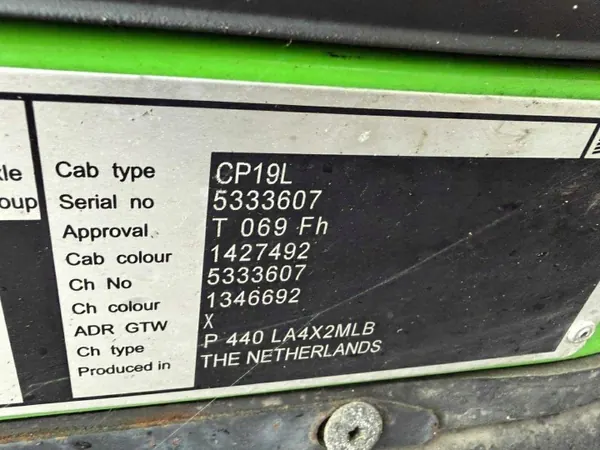 Cabine Scania CP 19 OEM 5333607 - Complète Verte image 8