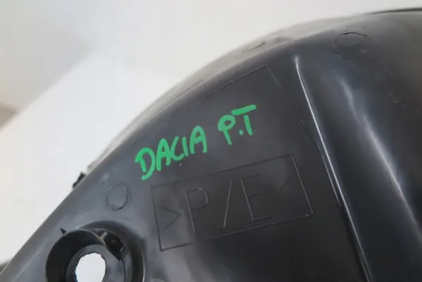 Dacia Duster I Rear Right Wheel Arch 767480016R image 3