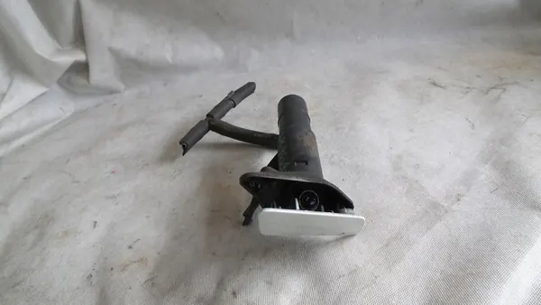 VW Touareg 2010-2014 Rechter Koplampreiniger 7P6955978 image 2