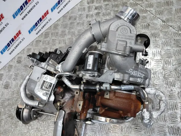 Kit de Turbocompressor BMW OEM 8570240-43 para 4.0d B57 image 3