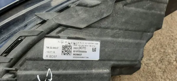 OPEL ASTRA K V Oikea Etu LED Valo OEM 39209070 image 10