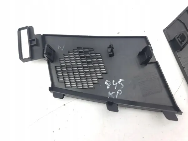 Nissan Qashqai J12 2021 Zijluidsprekerkap OEM 281776UA1A image 4