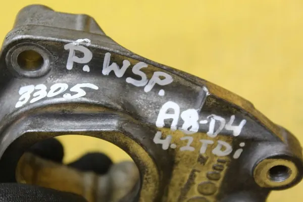 Stuurpomp Beugel Audi A8 D4 4.2 TDI image 6