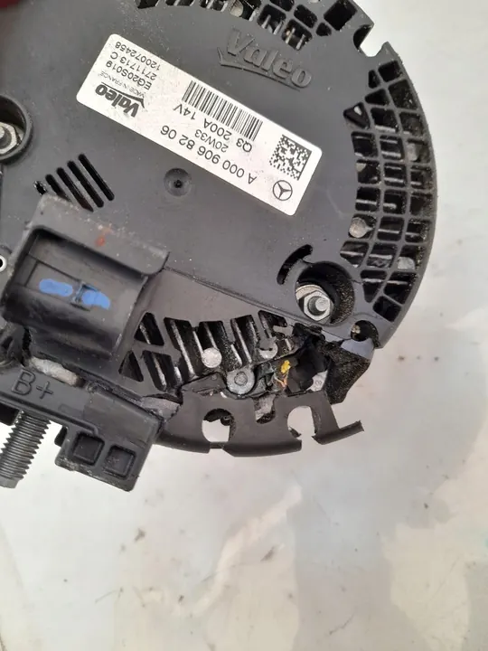 Vaihtovirtageneraattori Mercedes-Benz A0009068206 image 2