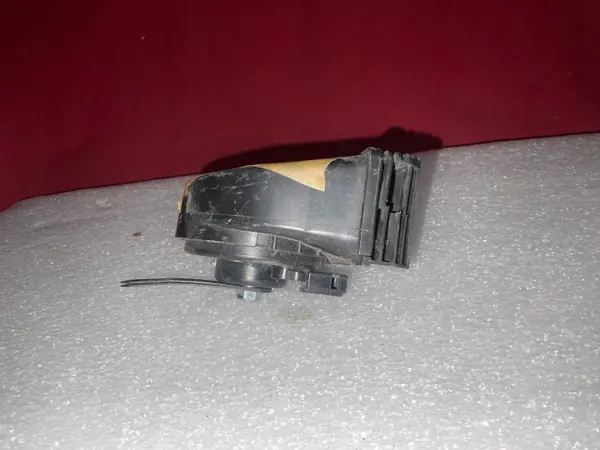Toyota Sienna 2.5 Hybrid Rechter Toeter OEM 2022- image 3