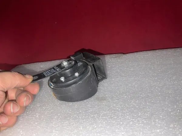 Toyota Sienna 2.5 Hybrid Rechter Toeter OEM 2022- image 7