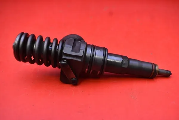 Bomba de inyección OEM 038135073BN para VW Polo 1.4 TDI image 4