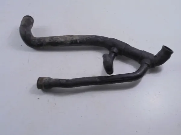 Volkswagen Transporter T3 Jäähdytyslang 068121101H image 2