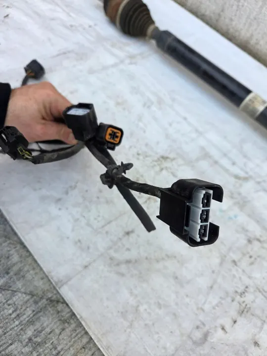 Conector Farol Dianteiro Esquerdo OEM Hyundai i30 II 12-17 image 3