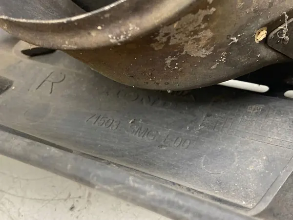 Ponta de escape traseira direita Honda Civic VIII 06-13 OEM 71503SMGE00 image 3