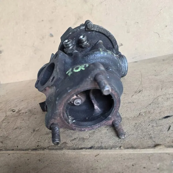 Audi A4 S4 B5 8D Turbo 058145703E image 4