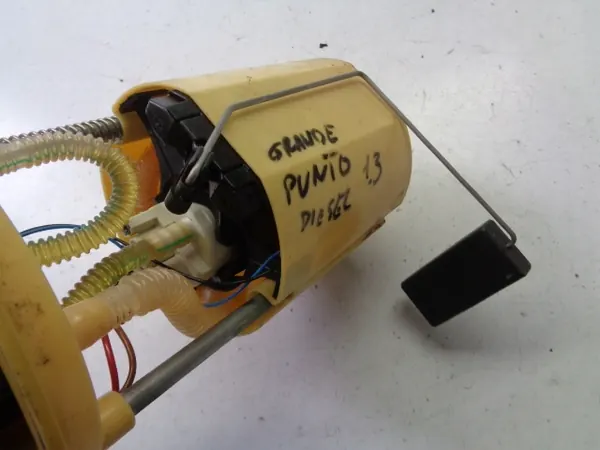 Brandstofpomp Fiat Grande Punto 1.3 Diesel 2005- OEM 55703101 image 3