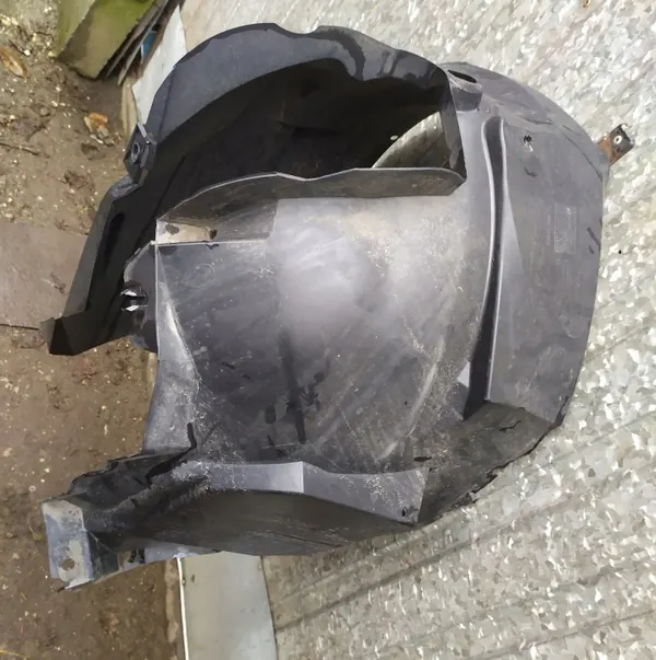 OEM 638412328 Para-lamas Dianteiro Esquerdo Duster II image 3