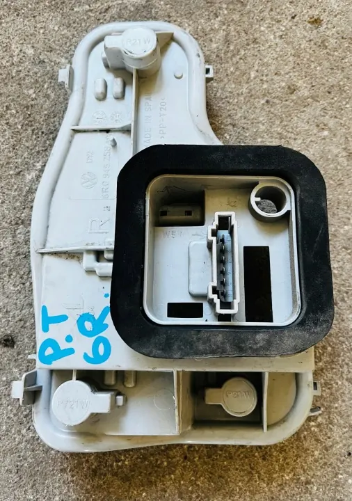 VW Polo 6R0 Bakre Höger Lamp Insert OEM 6R0945258A image 2