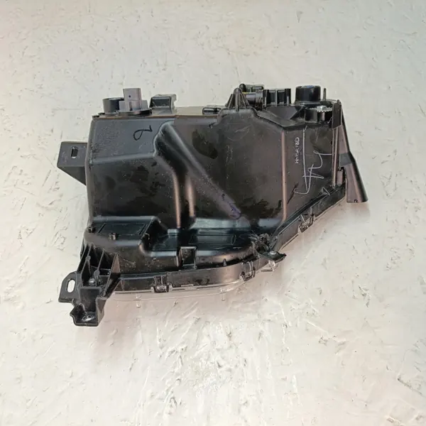 Mitsubishi L200 V Lift 2019 Halogen DRL Höger Fram OEM 8315A058 image 6