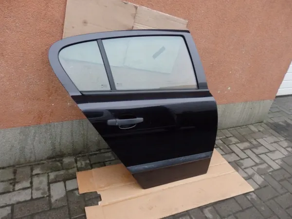 OEM Ovi Opel Astra H - Oikea Taka Pyöreä Pistoke image 3