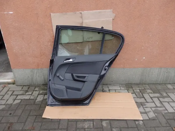 OEM Ovi Opel Astra H - Oikea Taka Pyöreä Pistoke image 6