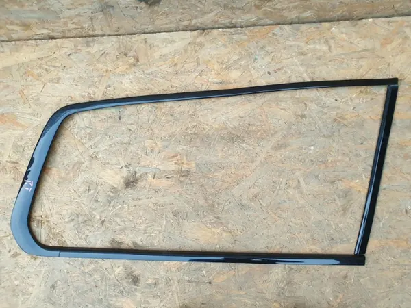 Volvo V70 III Raamprofiel Rechts Achter OEM image 2