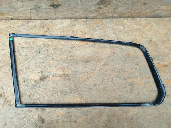 Volvo V70 III Raamprofiel Rechts Achter OEM image 7
