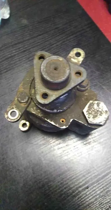 Pompe de direction assistée BMW OEM 7671955144 pour Série 5 E28 image 2