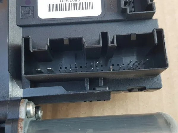 OEM 1K0959792C Régulateur Vitre Droit Avant - VW Touran image 6