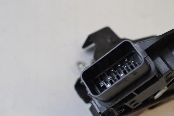 Vordertürschloss Rechts 6 Pins Volvo V70 III image 3