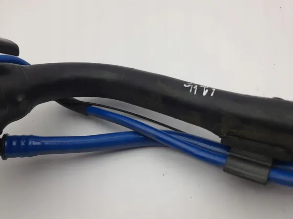 Pescoço de enchimento OEM 7774512120 para Toyota Corolla image 10