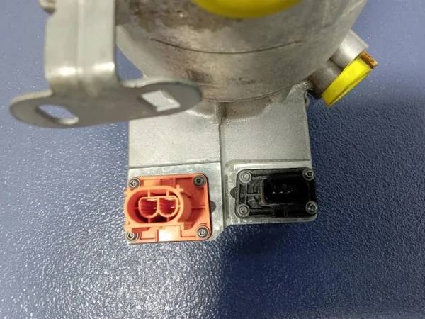 Skoda OE Airco Compressor OEM 1EA820807H - Gebruikt image 5