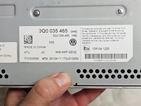 Dynaudio versterker OEM 3Q0035465 voor VW/Audi/SEAT/SKODA image 4