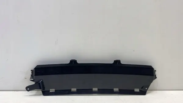 OEM A2058851524 Achterbumperafdekplaat - Gebruikt image 2