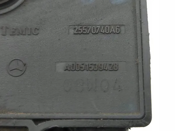 Oljekännare Mercedes-Benz A W169 2008 A0051539428 image 8