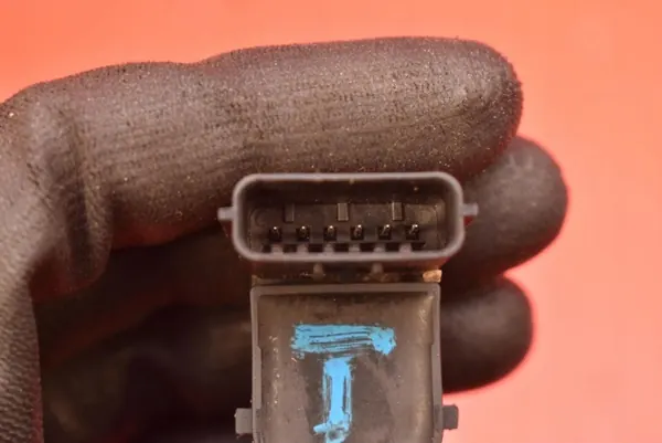 Sensor de aparcamiento trasero OEM 99310-N9700 Hyundai Tucson image 7
