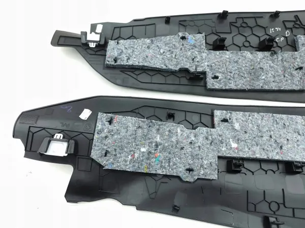 Peugeot 3008 III 2024 sidotunnelskydd OEM M0U024604 image 6