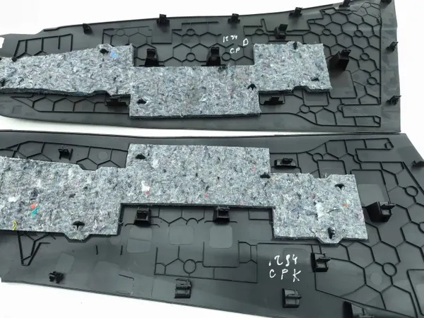 Peugeot 3008 III 2024 sidotunnelskydd OEM M0U024604 image 7