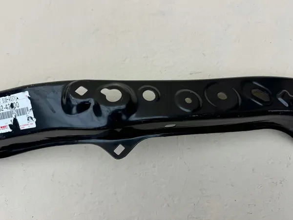 Frontstoßstangenverstärkung Toyota RAV4 V 53202-42900 image 3